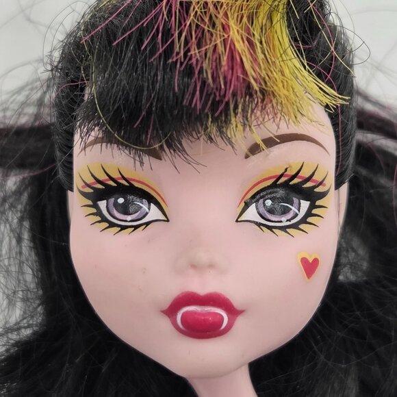 OG Monster High Draculaura Doll 2008 Art Class Edition With Heart Cheek Tattoo B - Picture 2 of 6